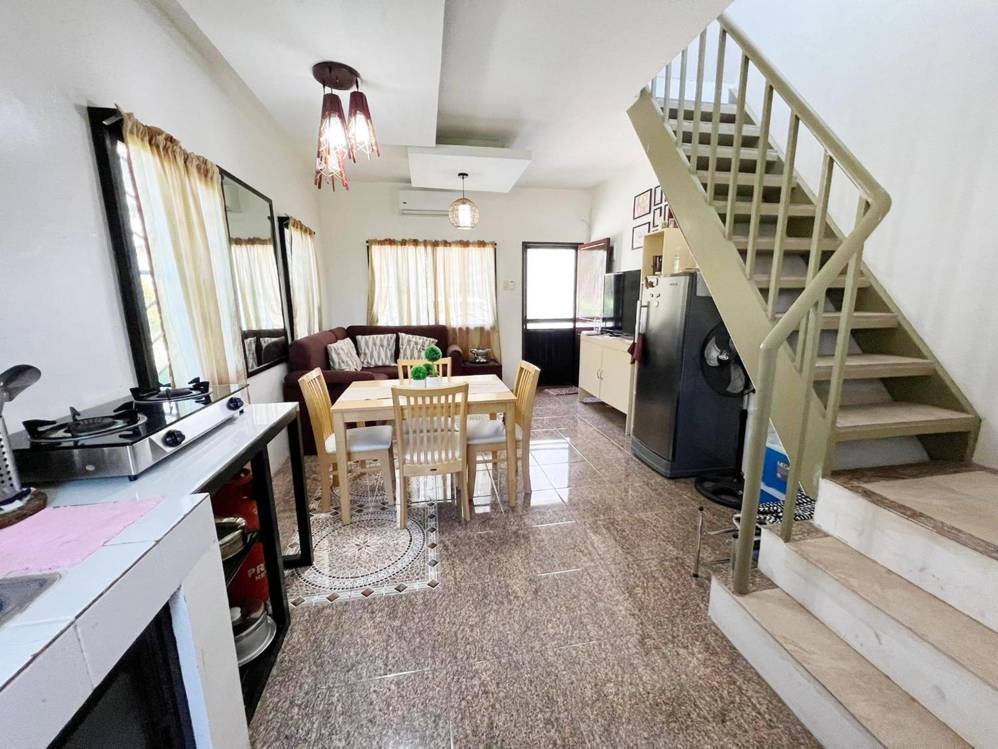 Beach Resorts Walking Distance To The Town House Davao City Extérieur photo