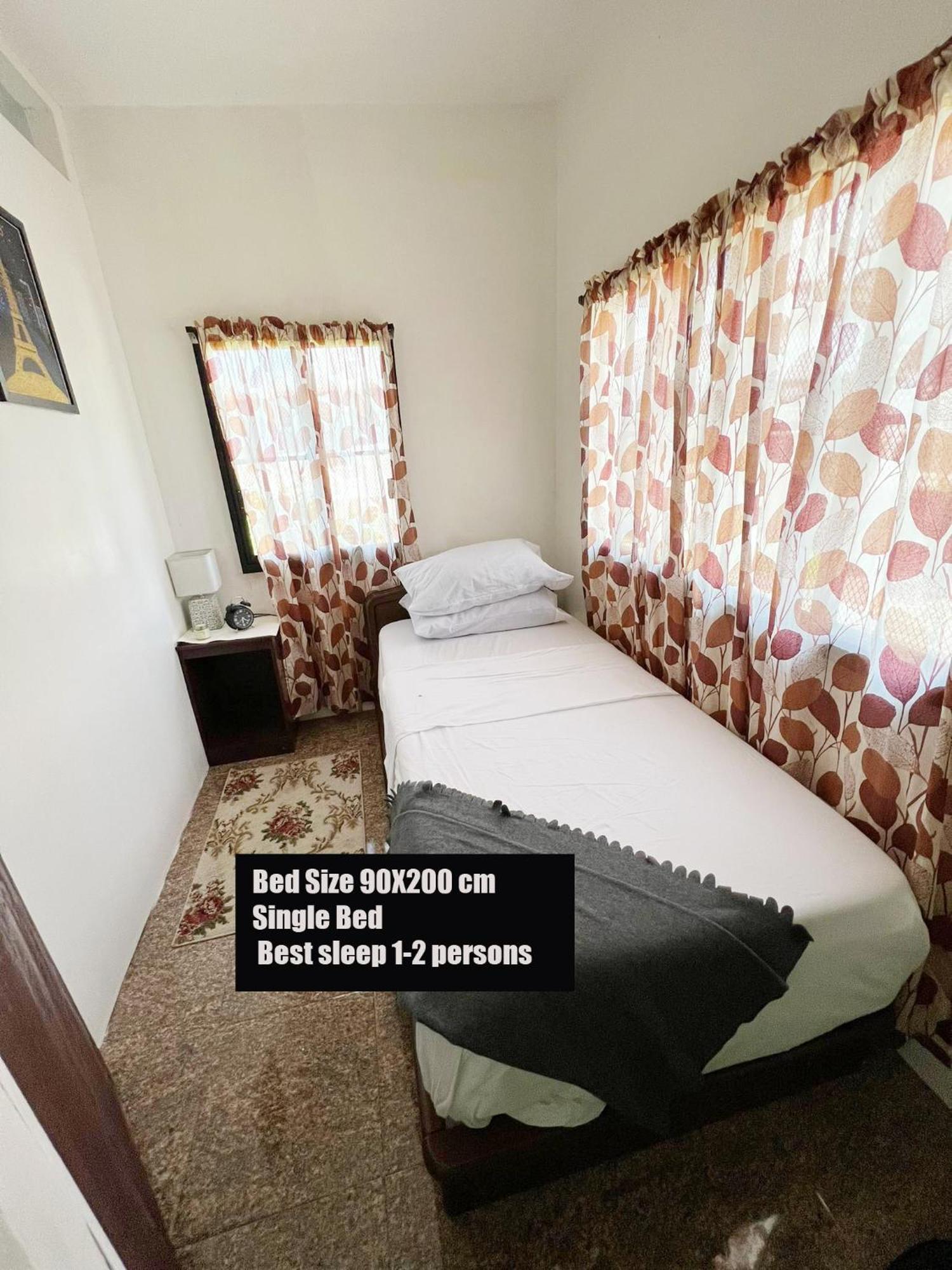 Beach Resorts Walking Distance To The Town House Davao City Extérieur photo